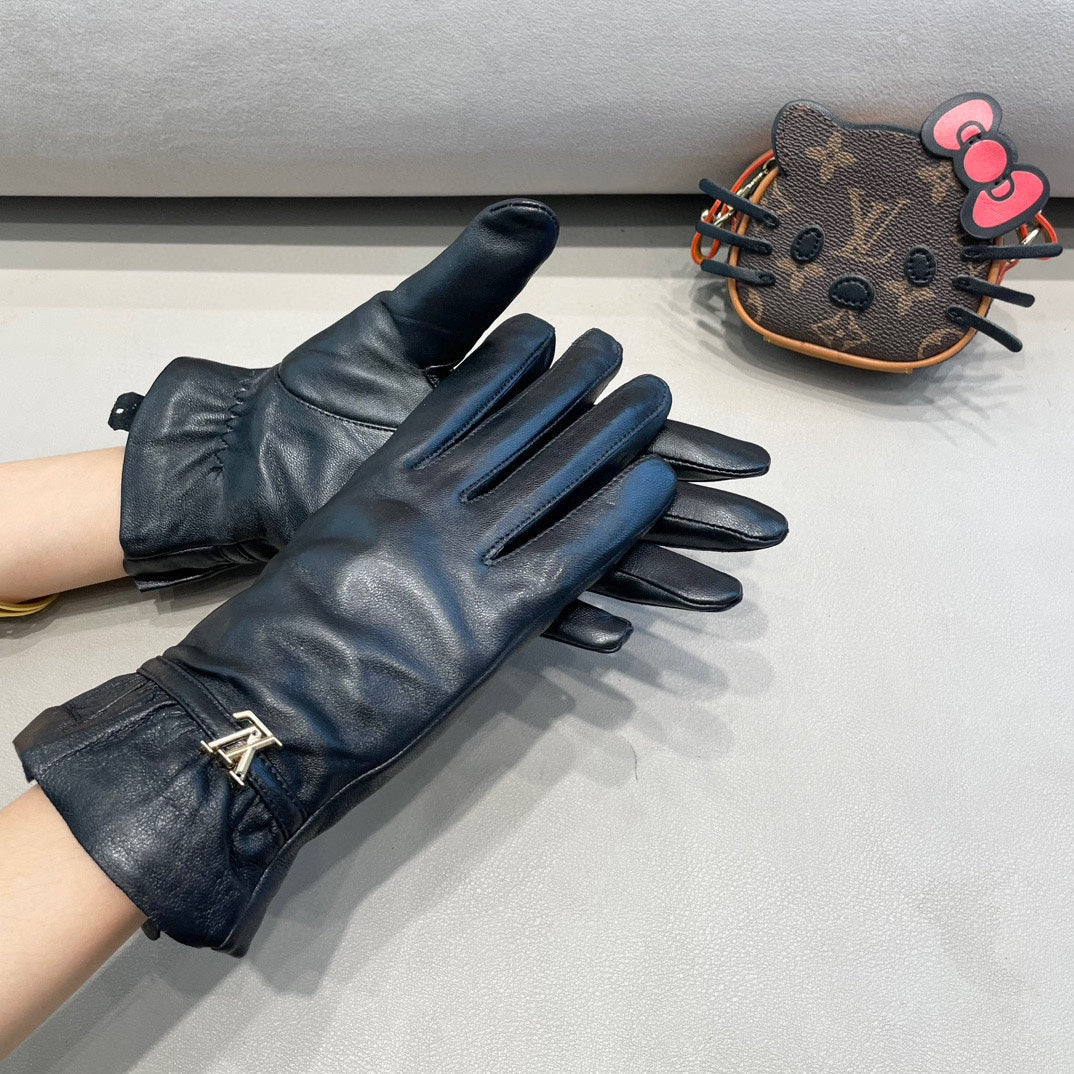 LV Gloves In Black Lambskin 454575