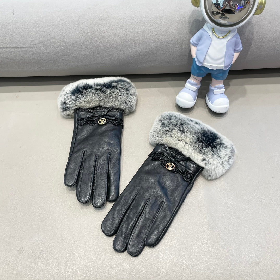 LV Gloves In Black Lambskin And Rabbit Fur 456264