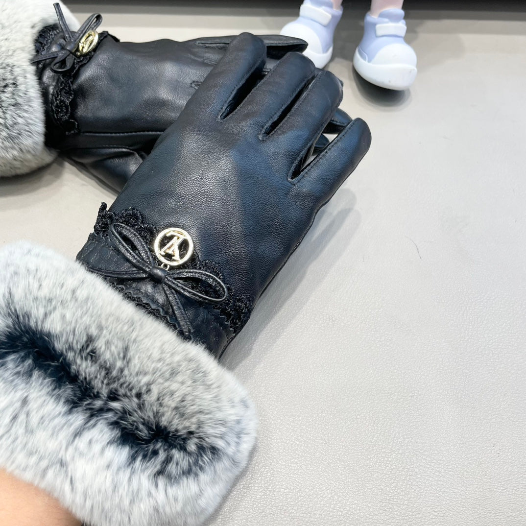 LV Gloves In Black Lambskin And Rabbit Fur 456264