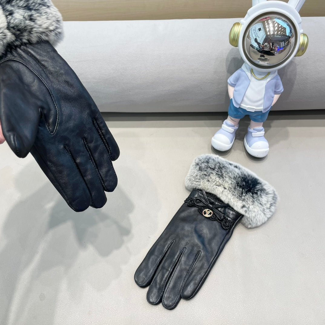 LV Gloves In Black Lambskin And Rabbit Fur 456264