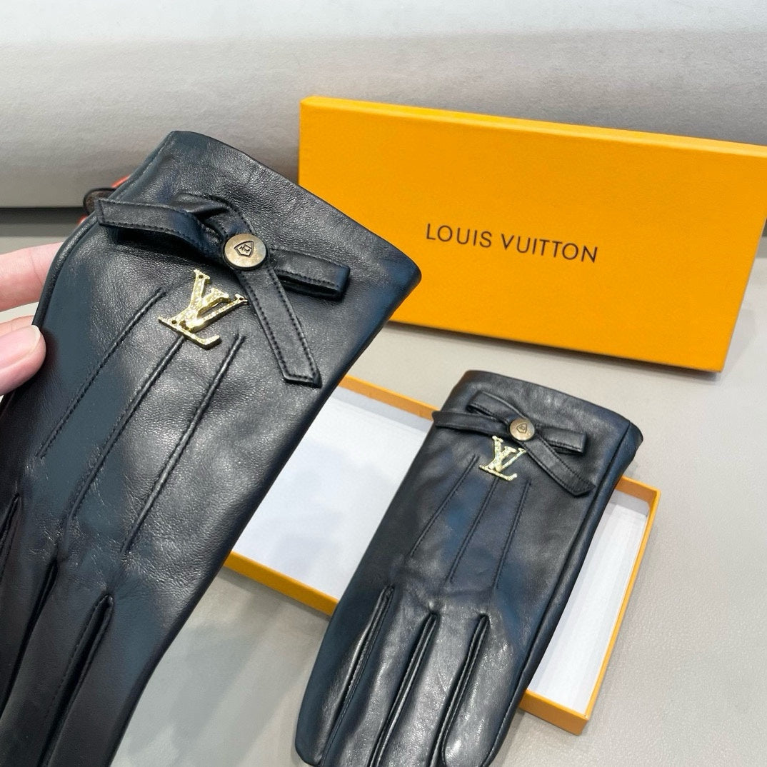 LV Gloves In Black Lambskin 458520
