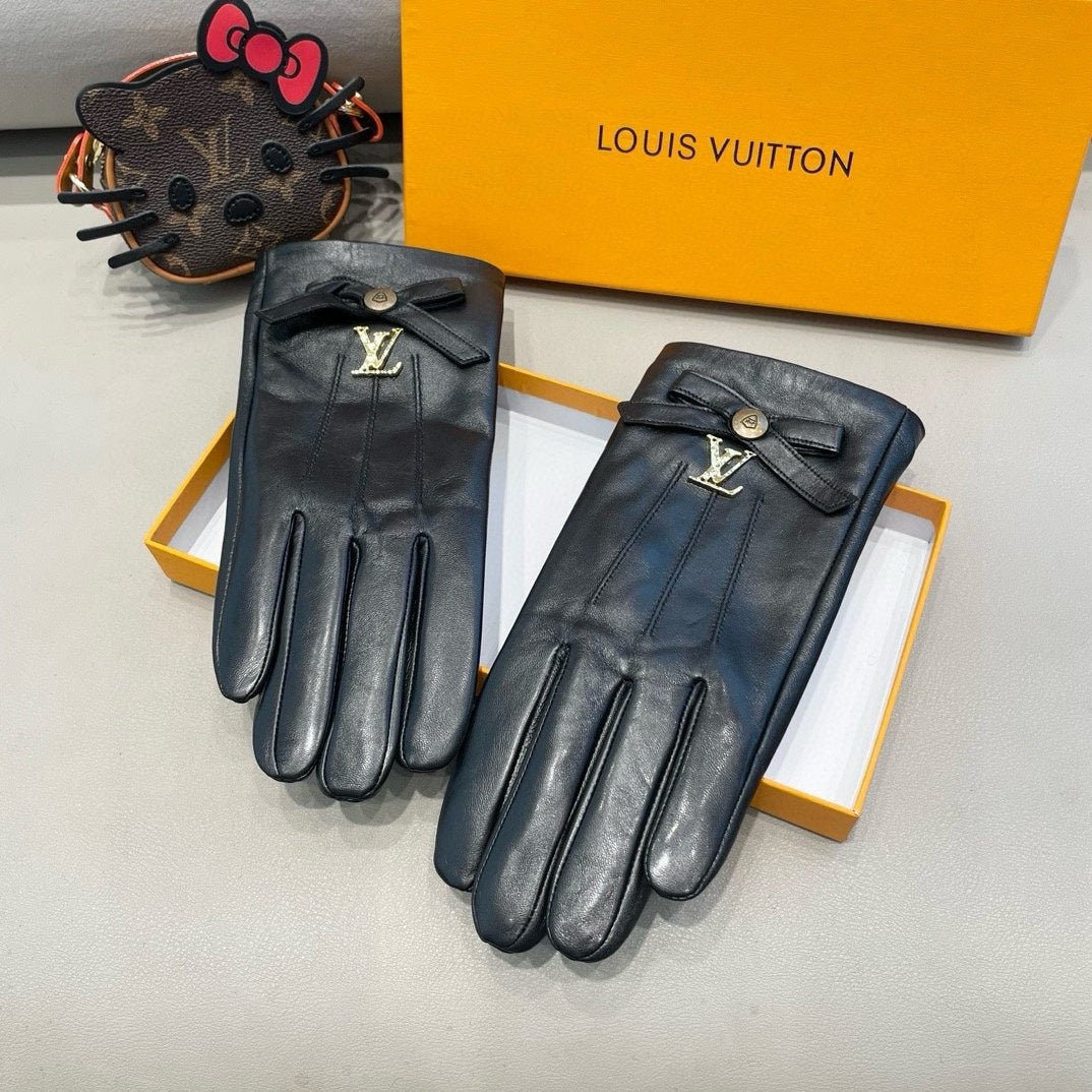 LV Gloves In Black Lambskin 458520