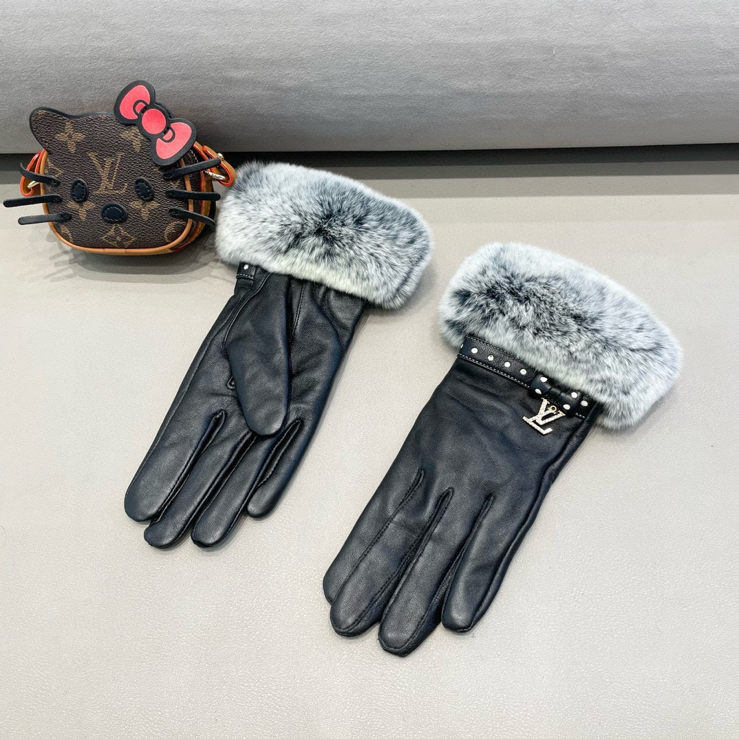 LV Gloves In Black Lambskin And Rabbit Fur  462407