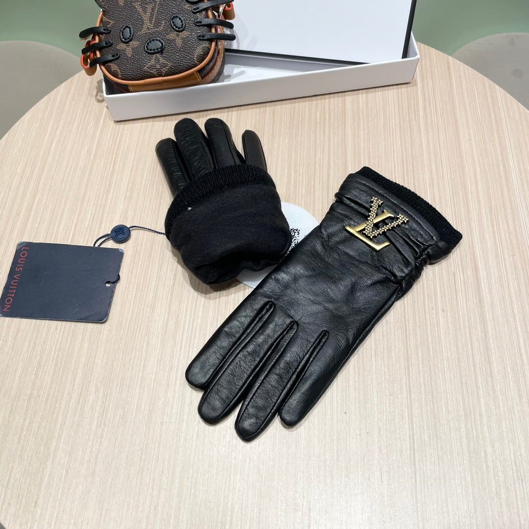 LV Gloves In Black Lambskin 473351