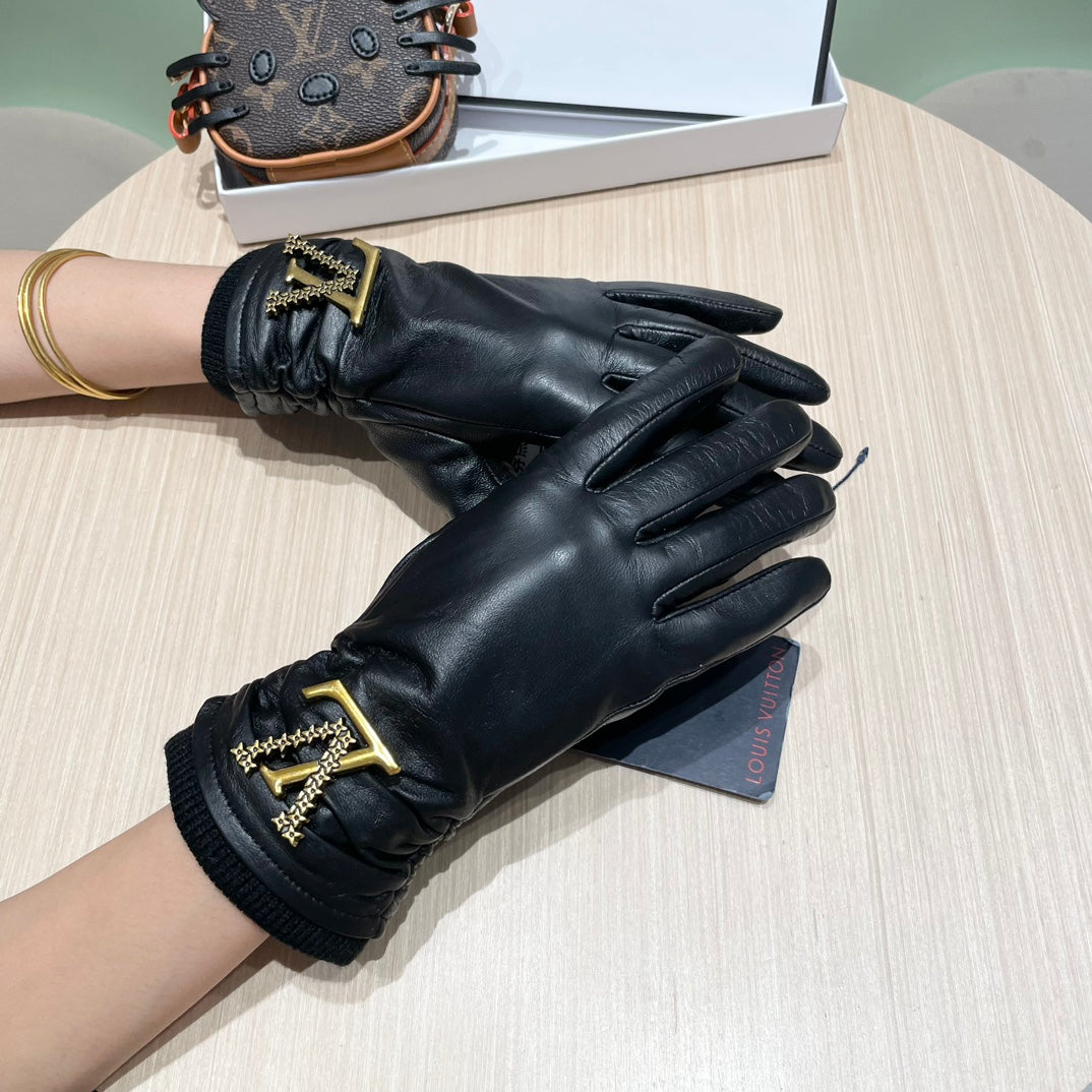 LV Gloves In Black Lambskin 473351