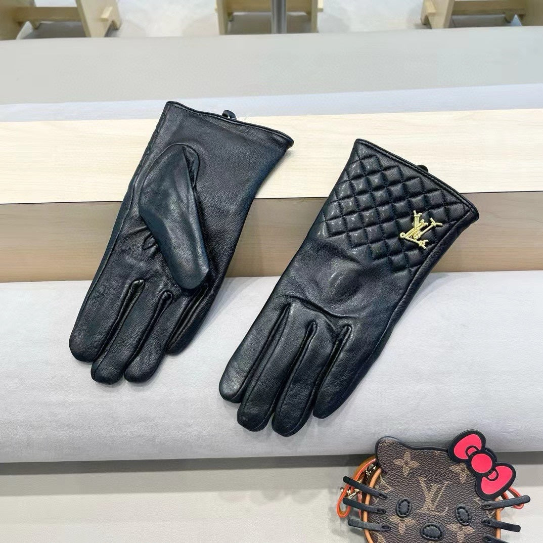 LV Gloves In Black Lambskin 473362