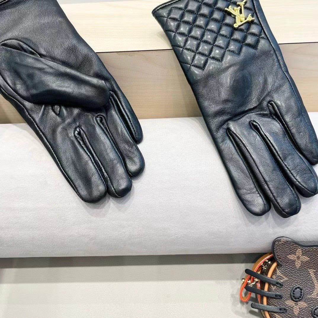LV Gloves In Black Lambskin 473362