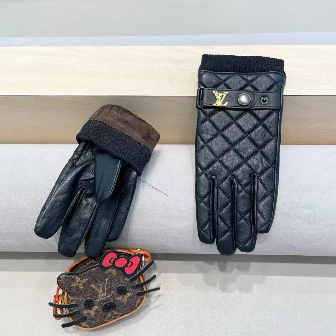 LV Gloves In Black Lambskin 473366