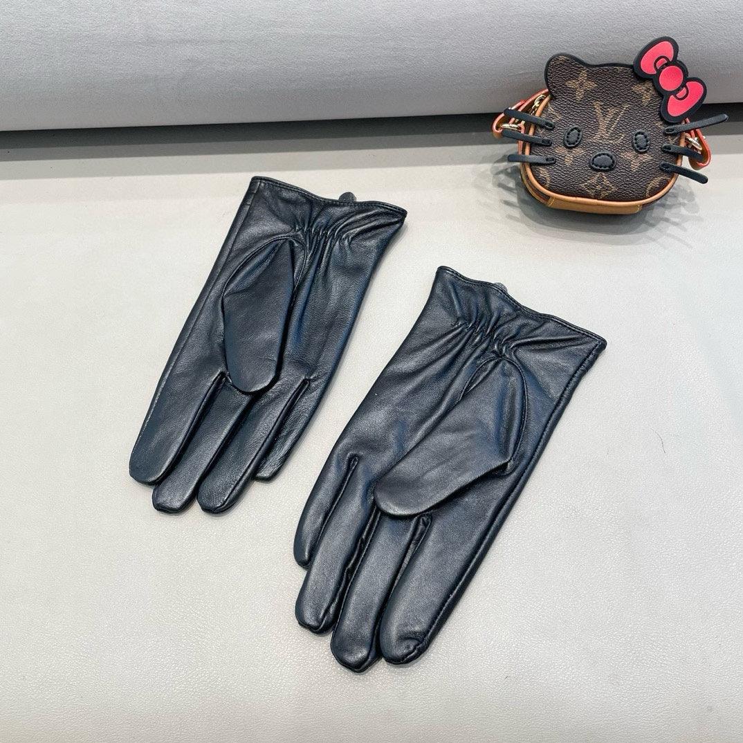 LV Gloves In Black Lambskin 475527