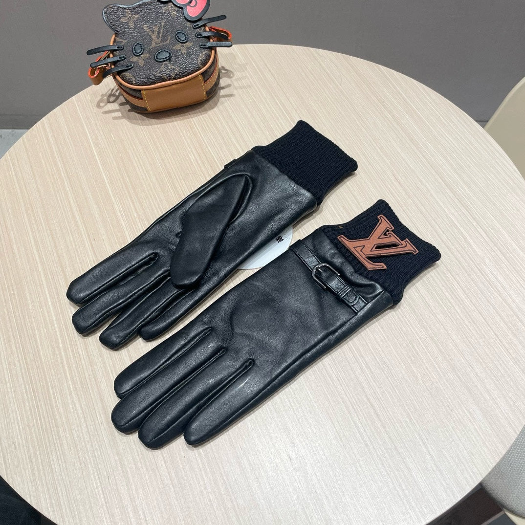 LV Gloves In Black Lambskin 475531