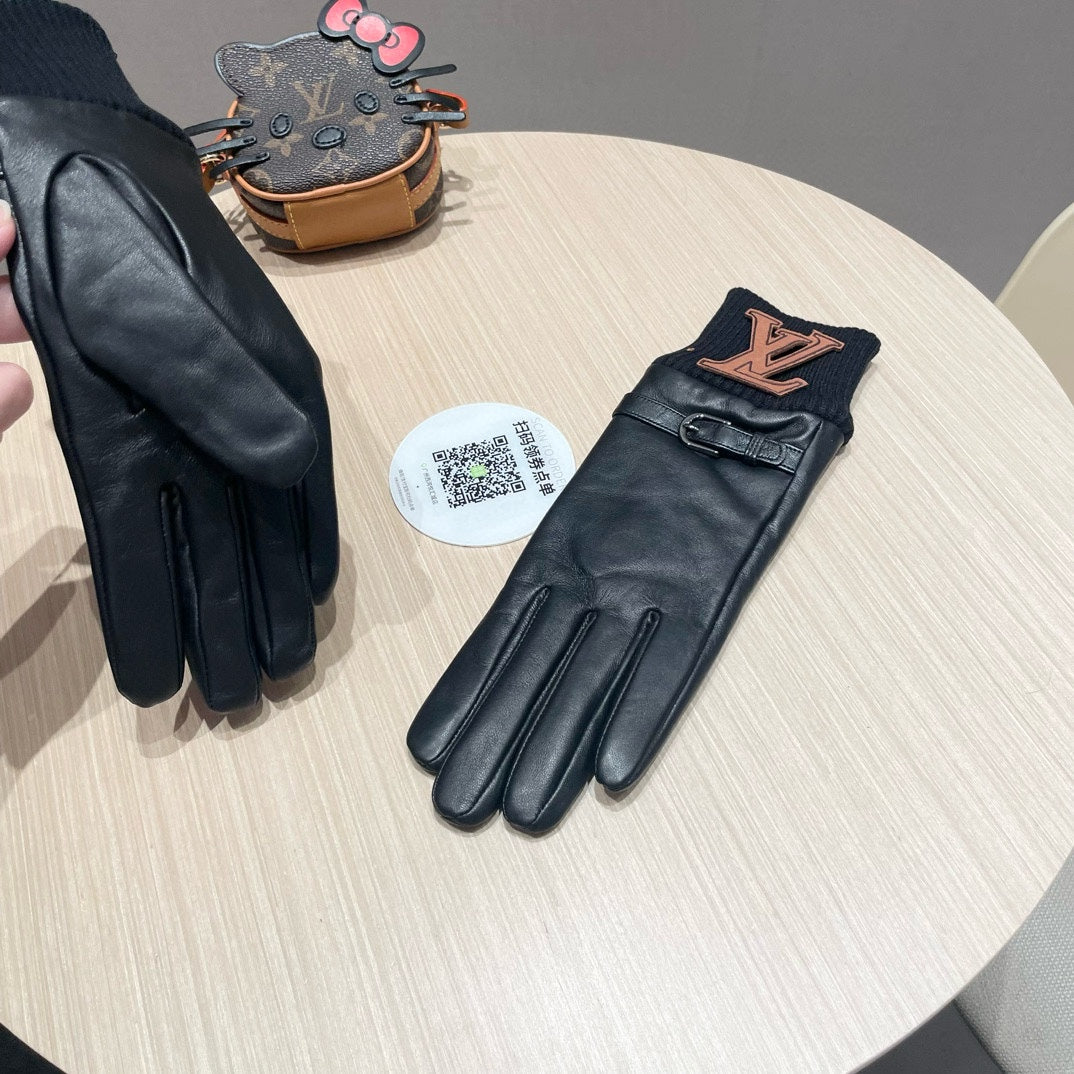 LV Gloves In Black Lambskin 475531