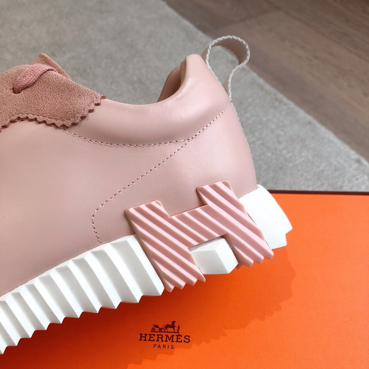 HM Men's 25 Sneaker Pink Cowhide Suede 541324