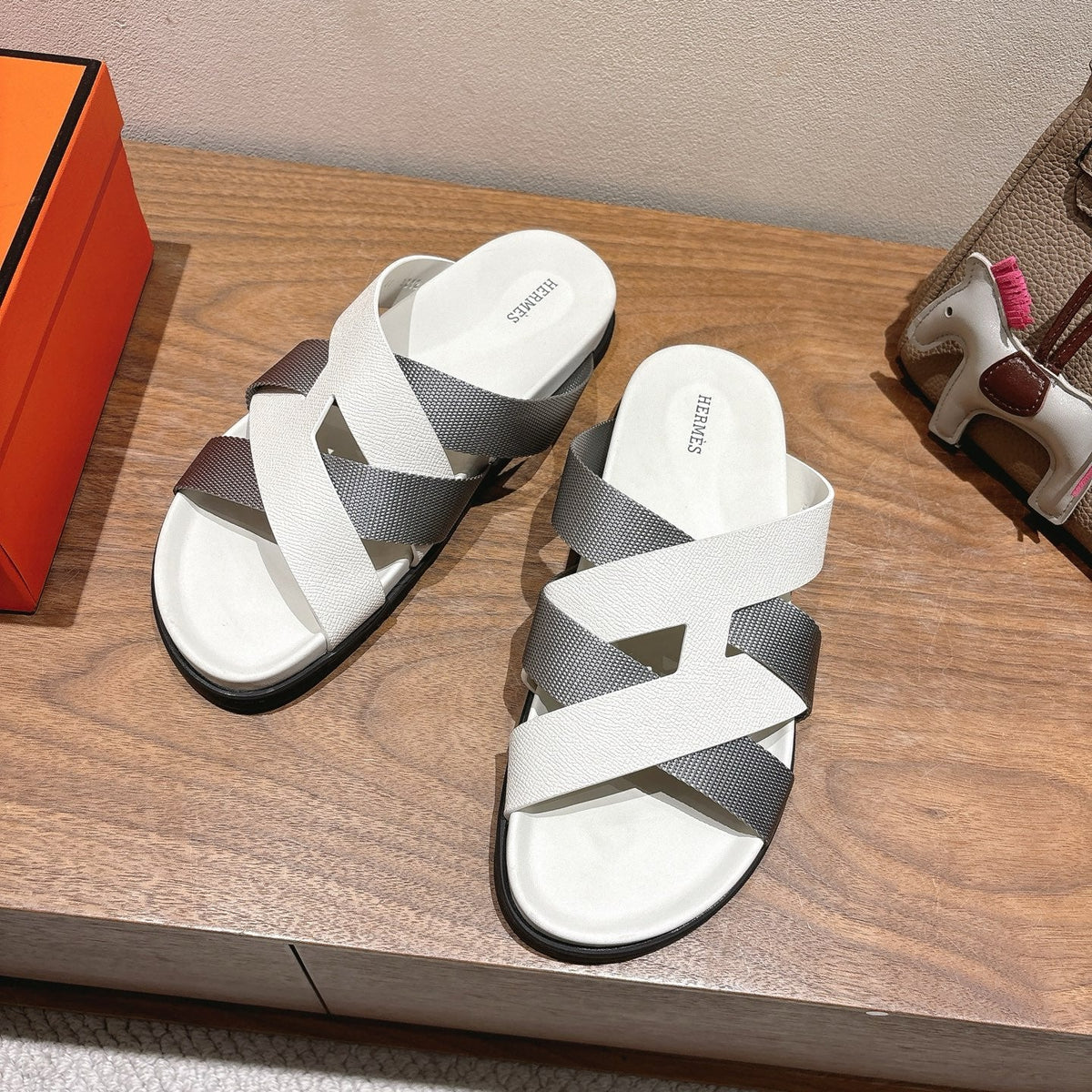 HM 25 Kazimir Sandal Calfskin Canvas
