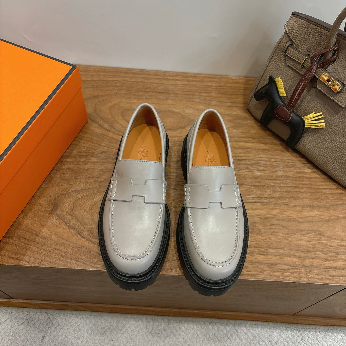 HM 26ss Loafers Gray Calfskin 638434