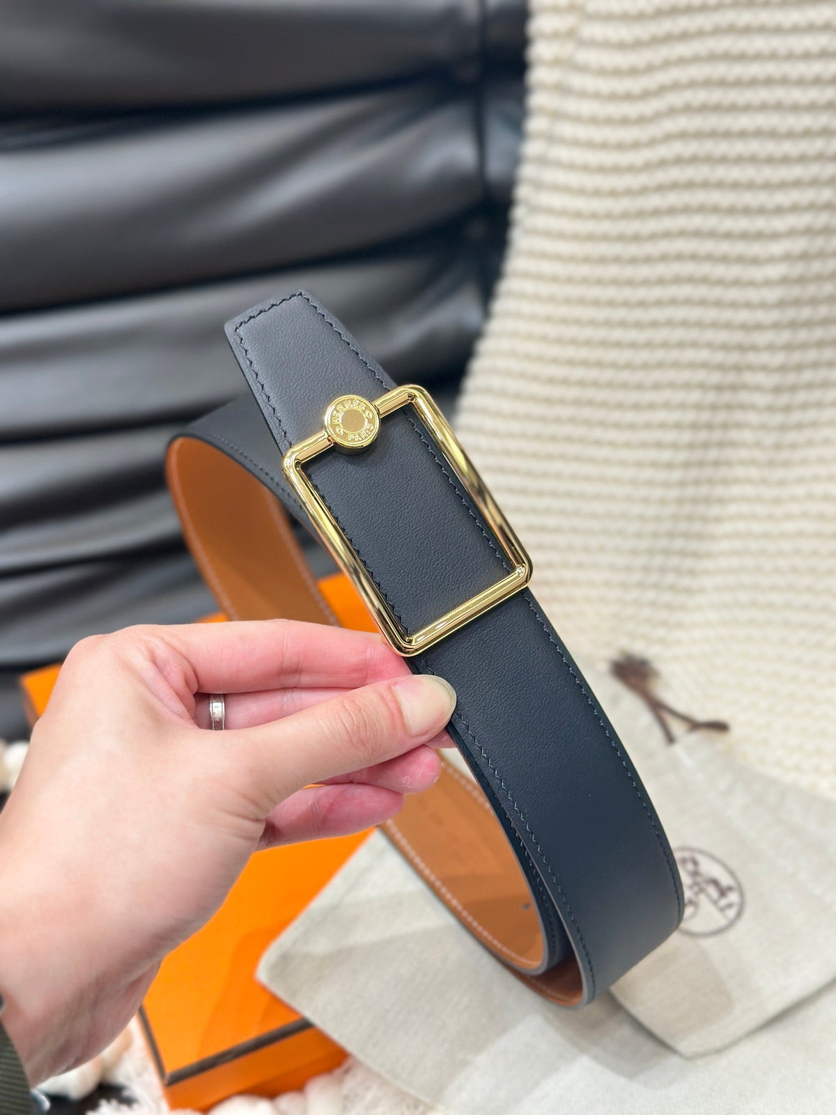 HM OSCAR BELT GOLD BUCKLE & REVERSIBLE GINGER ORANGE LEATHER STRAP 38MM