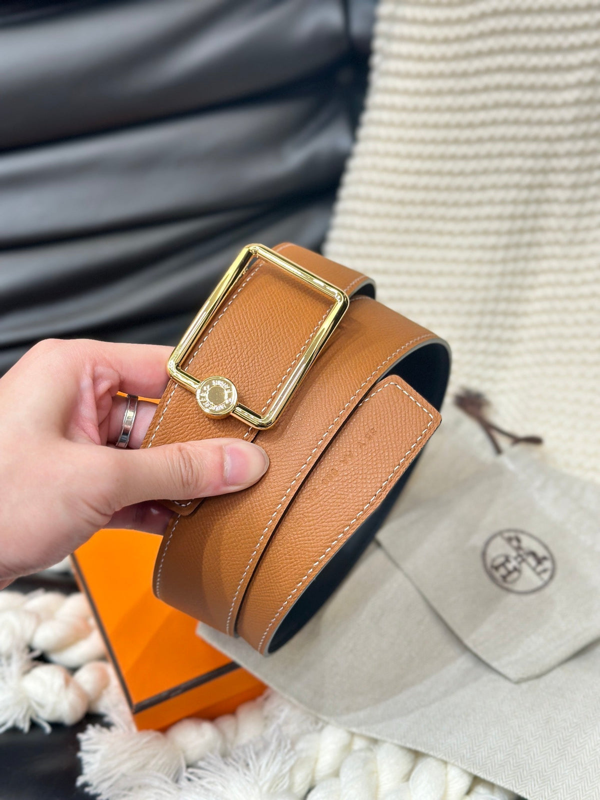 HM OSCAR BELT GOLD BUCKLE & REVERSIBLE GINGER ORANGE LEATHER STRAP 38MM