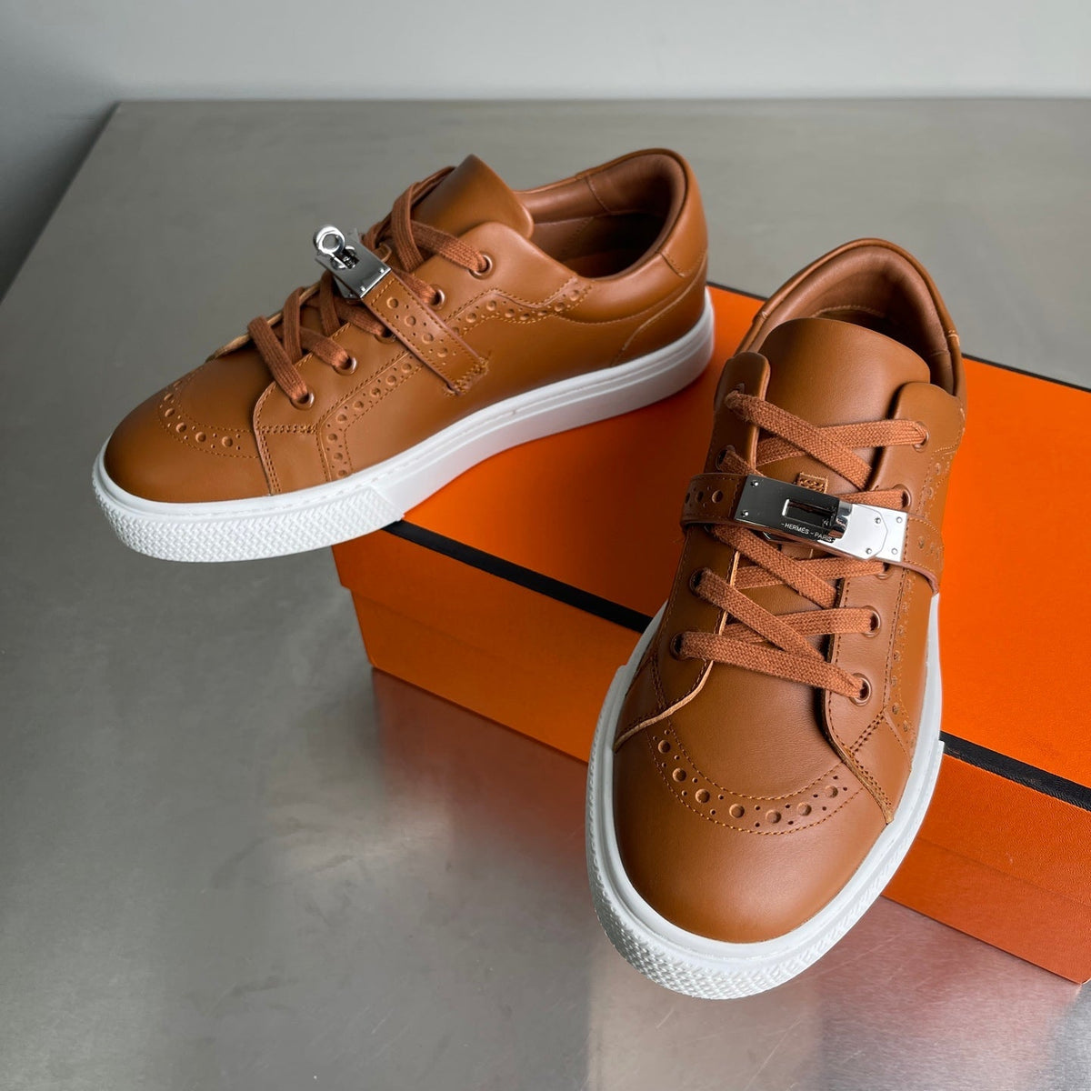 HM Men's Day Sneaker Brown Lambskin 703794