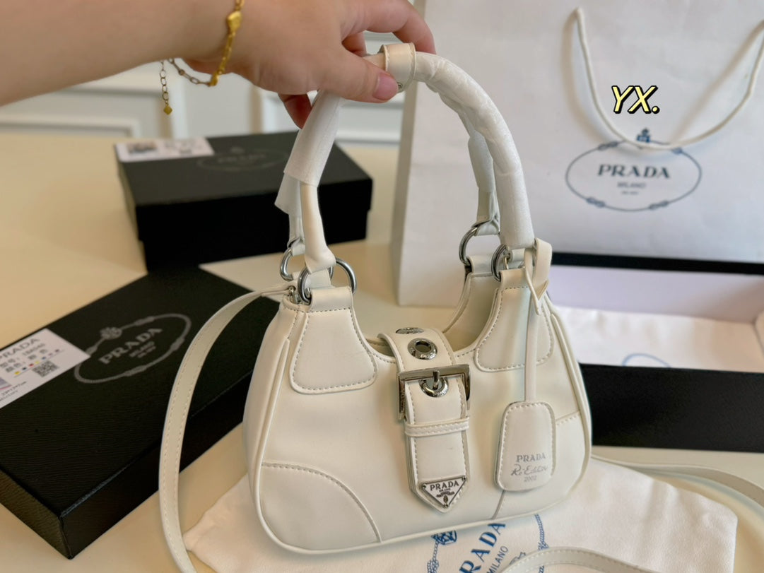 PRA 23 MOON PADDED BAG WHITE CALFSKIN WITH STRAP