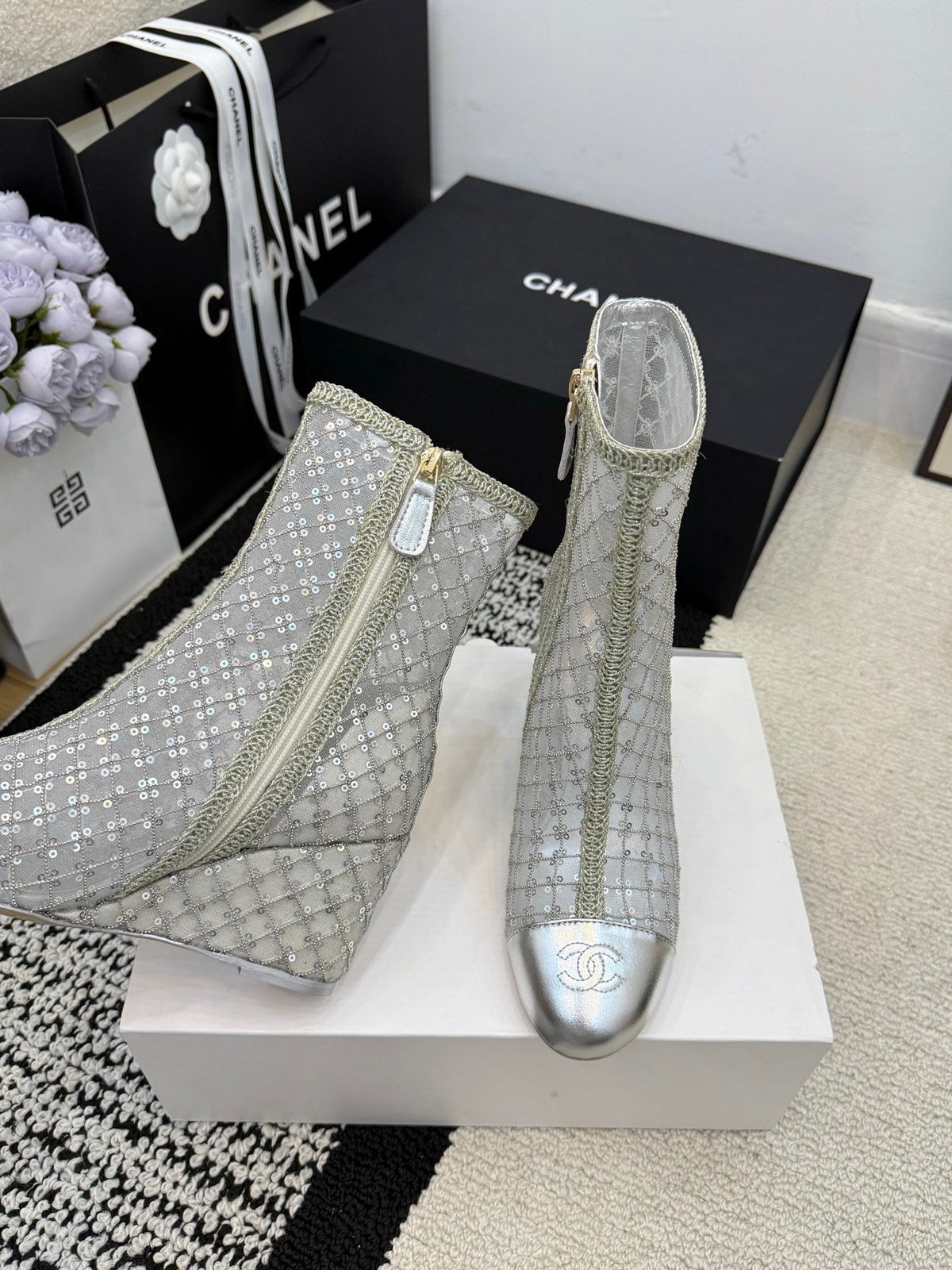 CC 26 Wedge Heel Boot Silver Mesh Leather 588856