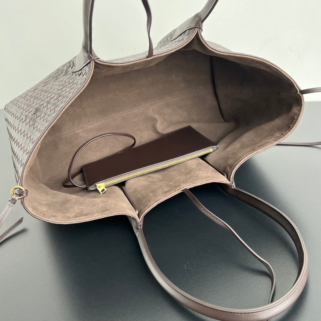 BV Pinacoteca Bag Chocolate Leather Suede 533263
