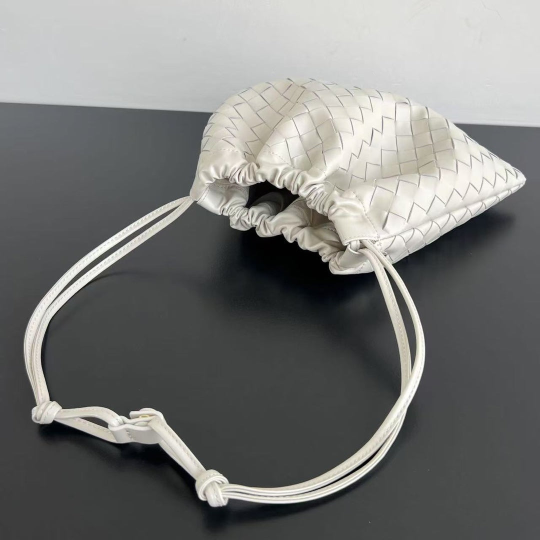 BV Dustbag 32cm White Soft Cowhide 539891