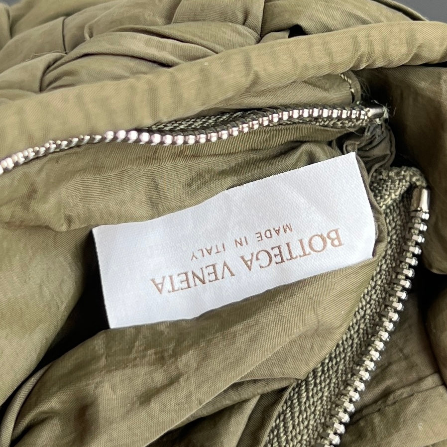 BV  Rumple 21cm Khaki Nylon Bag 545164