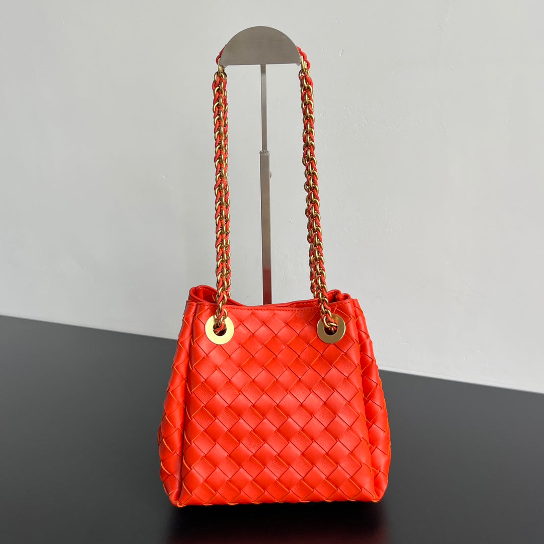 BV Small Parachute Chain 21cm Bag Orange Leather 545168