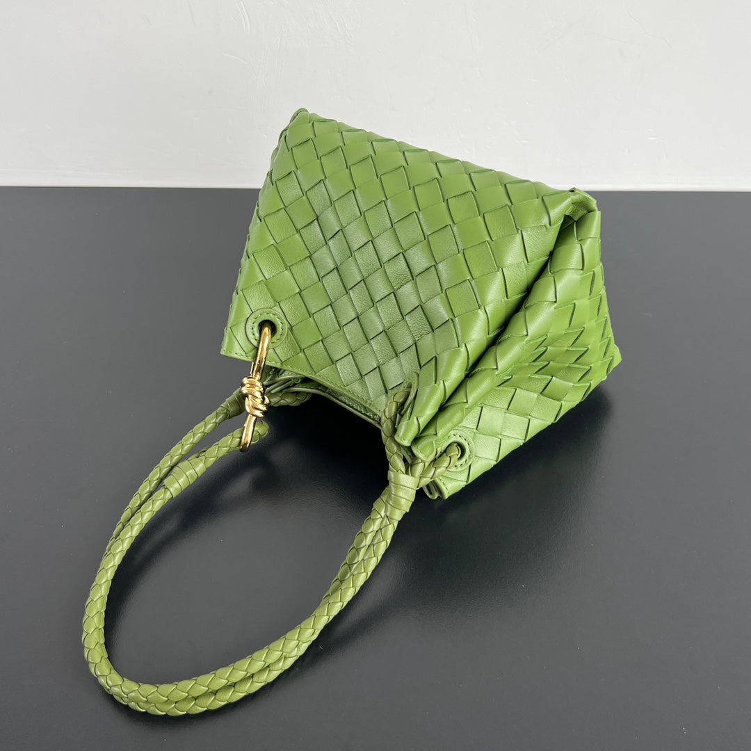 BV Parachute Intrecciato Shoulder Bag Green Cowhide 545172