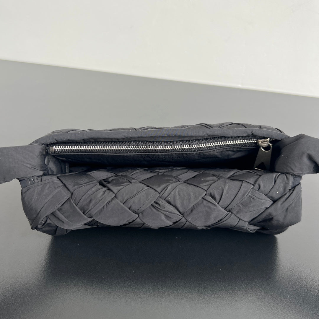 BV  Rumple 21cm Black Nylon Bag 545177