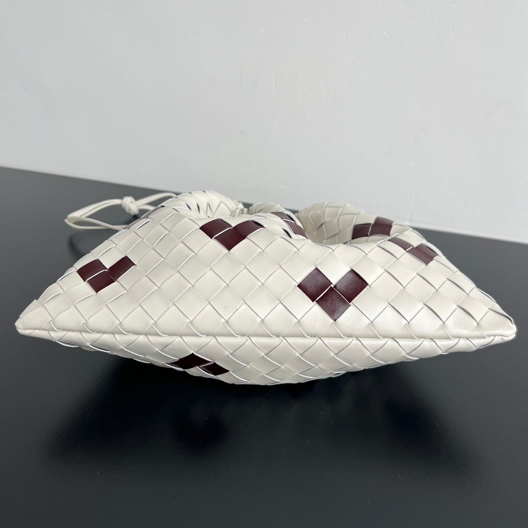 BV Dustbag 32cm White Burgundy Soft Cowhide 545178