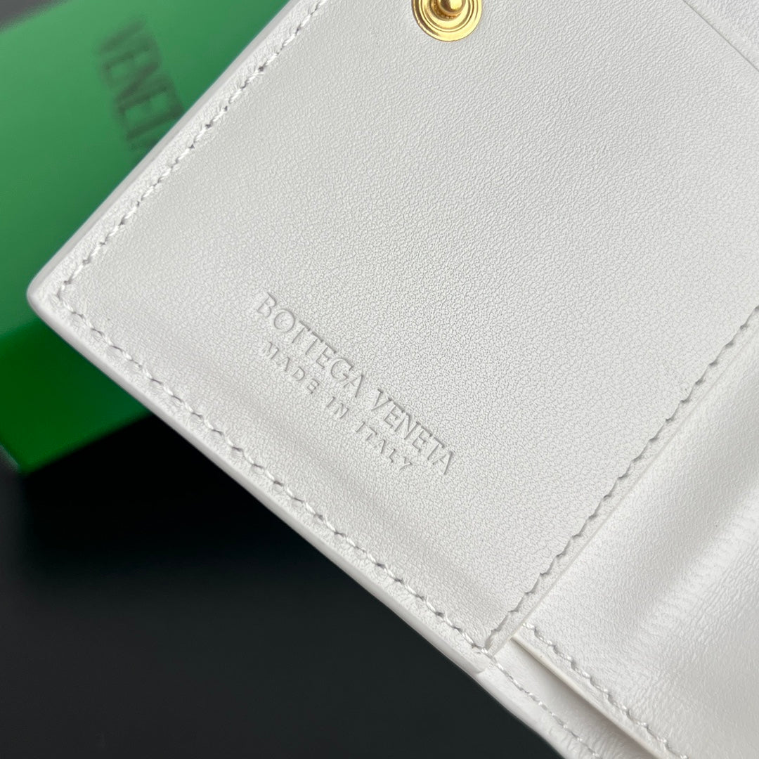 INTRECCIATO 11.5cm WALLET IN WHITE BURGUNDY CALFSKIN 545183