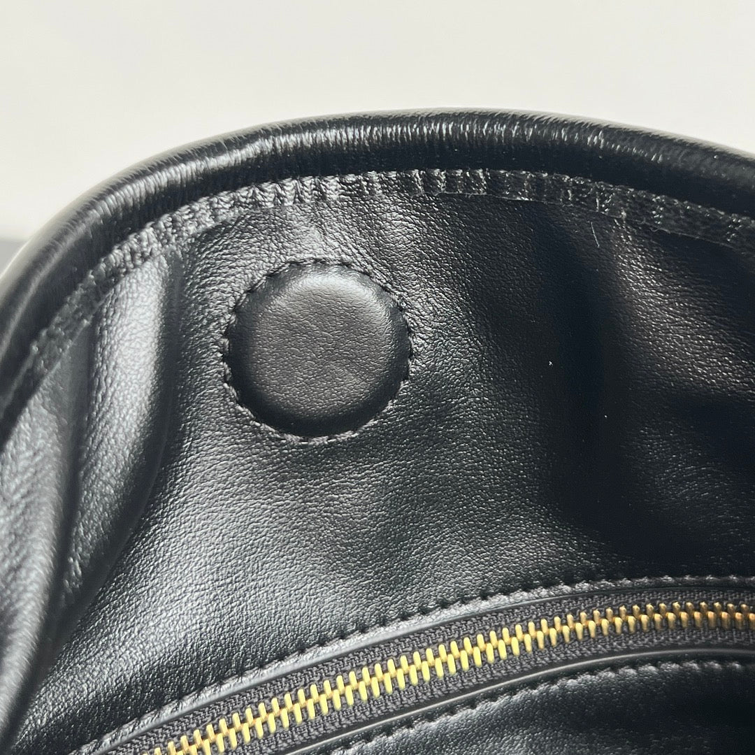 BV Hop 46cm Bag Black Leather 545188