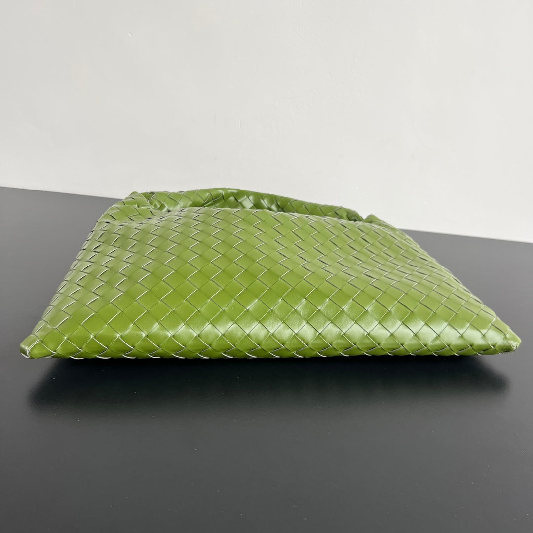 BV Hop Bag Green Leather