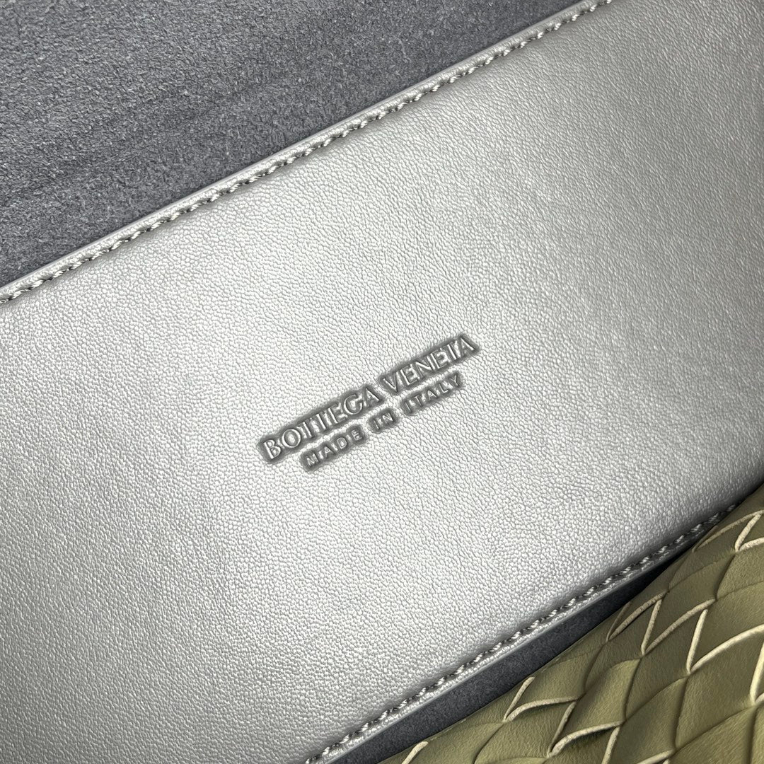 BV Andiamo 32cm Bag Gray Calfskin 545206
