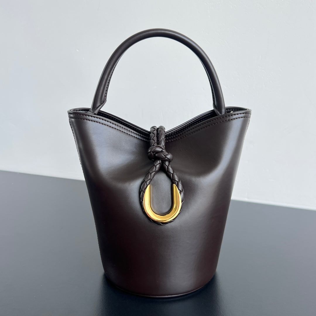 BV Liberta Bucket Chocolate Smooth Calfskin Suede 545226