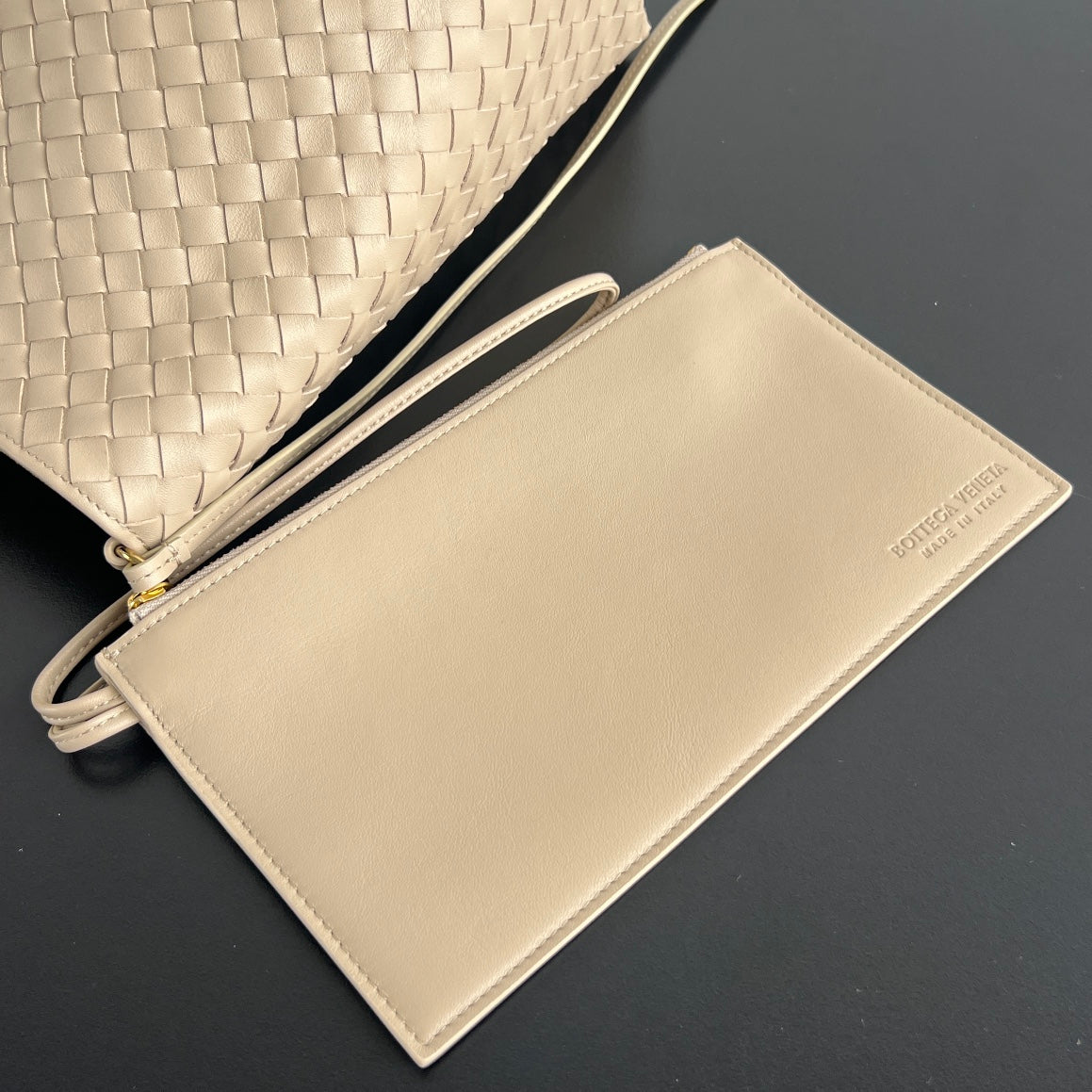 BV 2025 Pinacoteca 43cm Bag Beige Green Leather Suede 545238