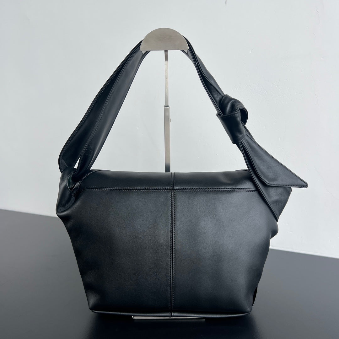 BV Sawyer Large Triangle 25cm Bag Black Silky Calfskin 559295