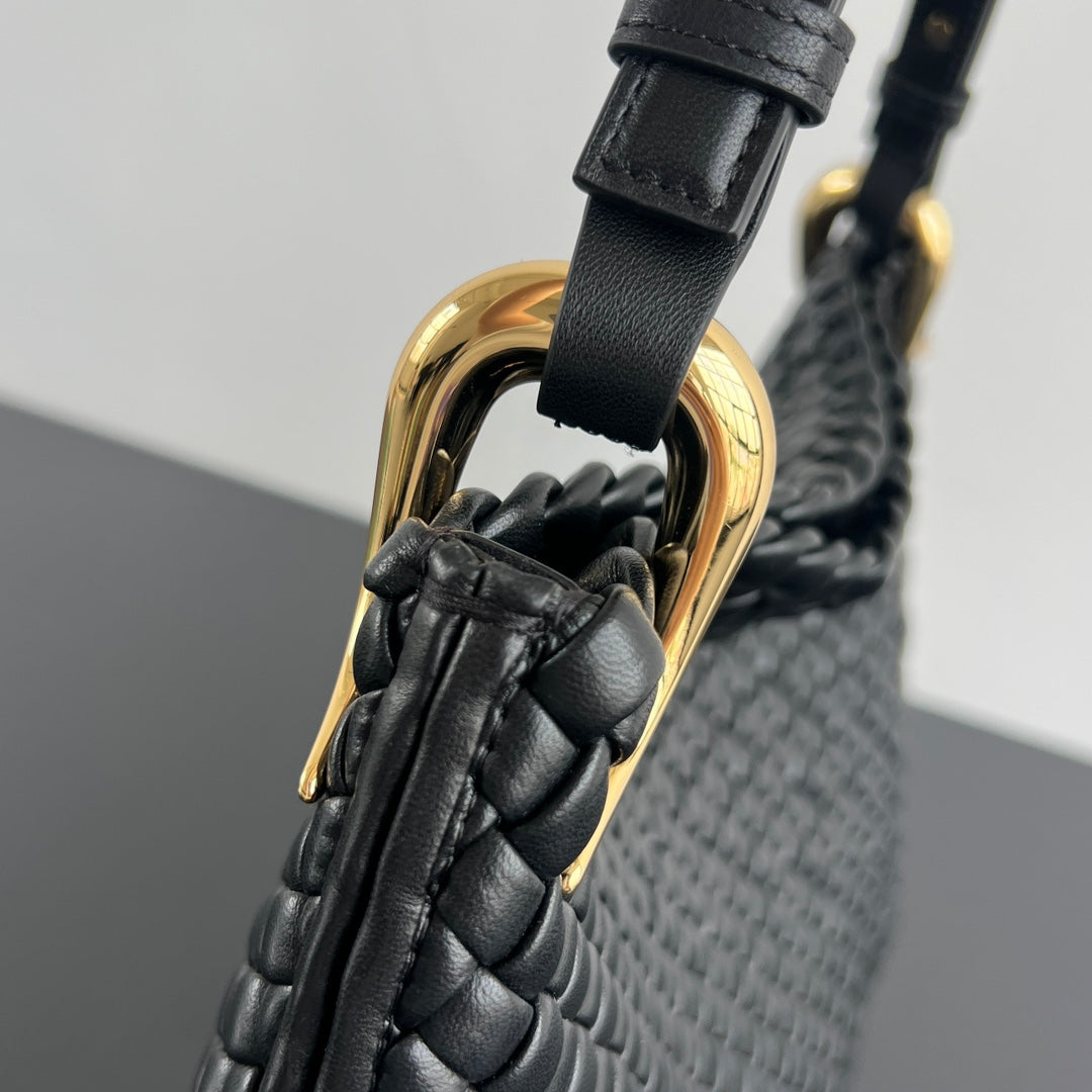 BV Clicker 38cm Bag Black Lambskin 559299