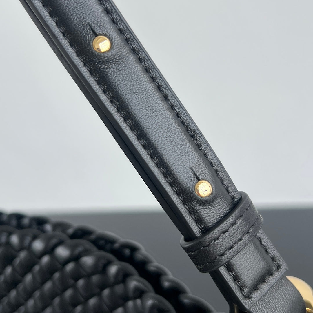 BV Clicker 38cm Bag Black Lambskin 559299