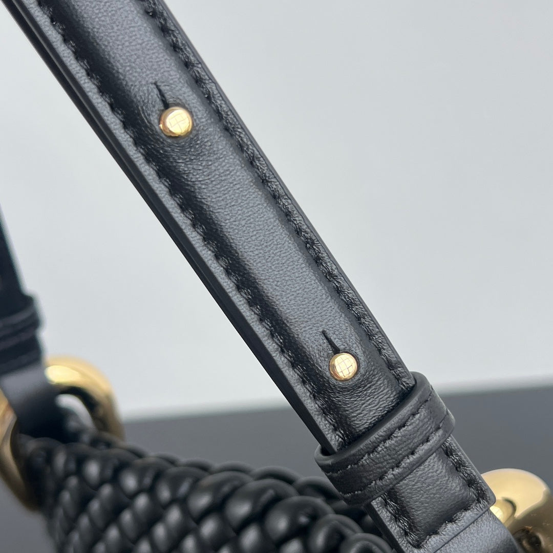 BV Clicker 27cm Bag Black Lambskin 559300