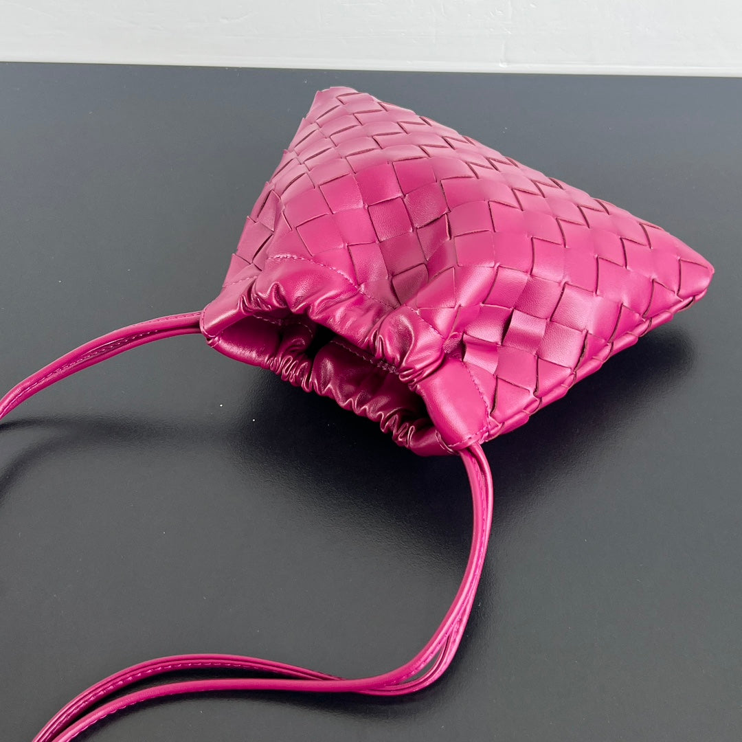 BV Dustbag 21cm Rose Red Soft Cowhide 563691