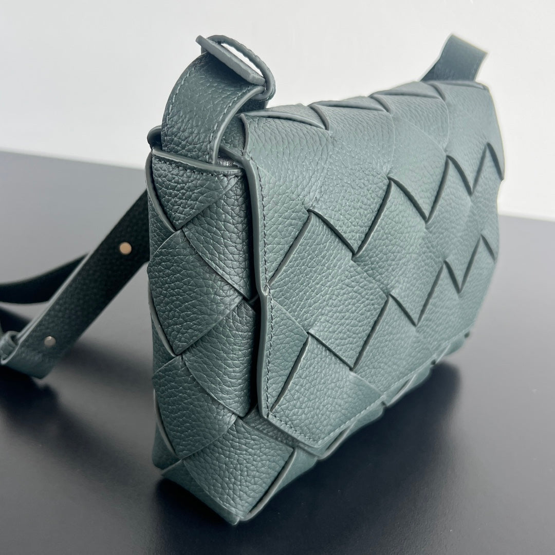 BV Diago 22.5cm Bag Dark Grayish-green Grain Cowhide 563703