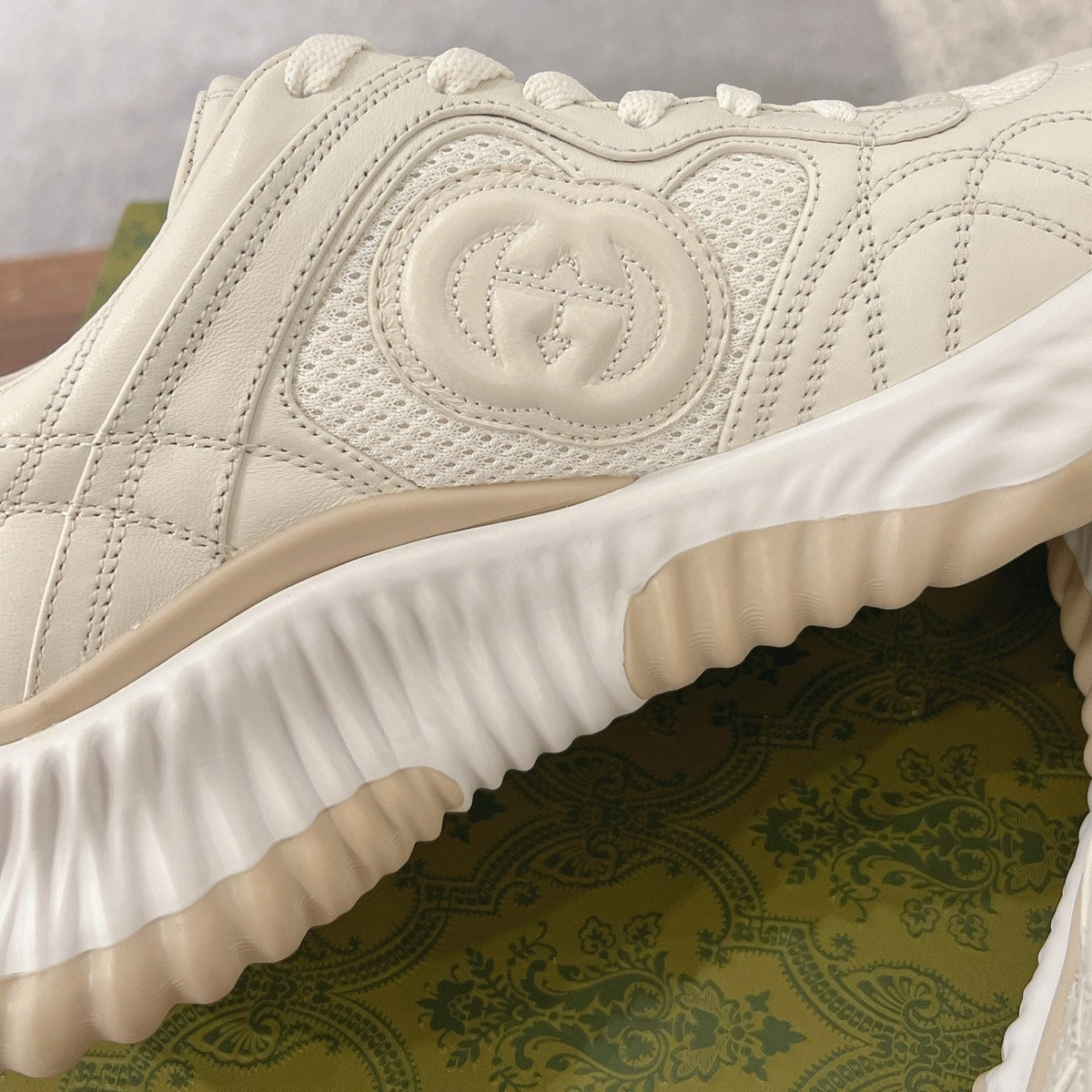 GG RIPPLE SNEAKER  cream