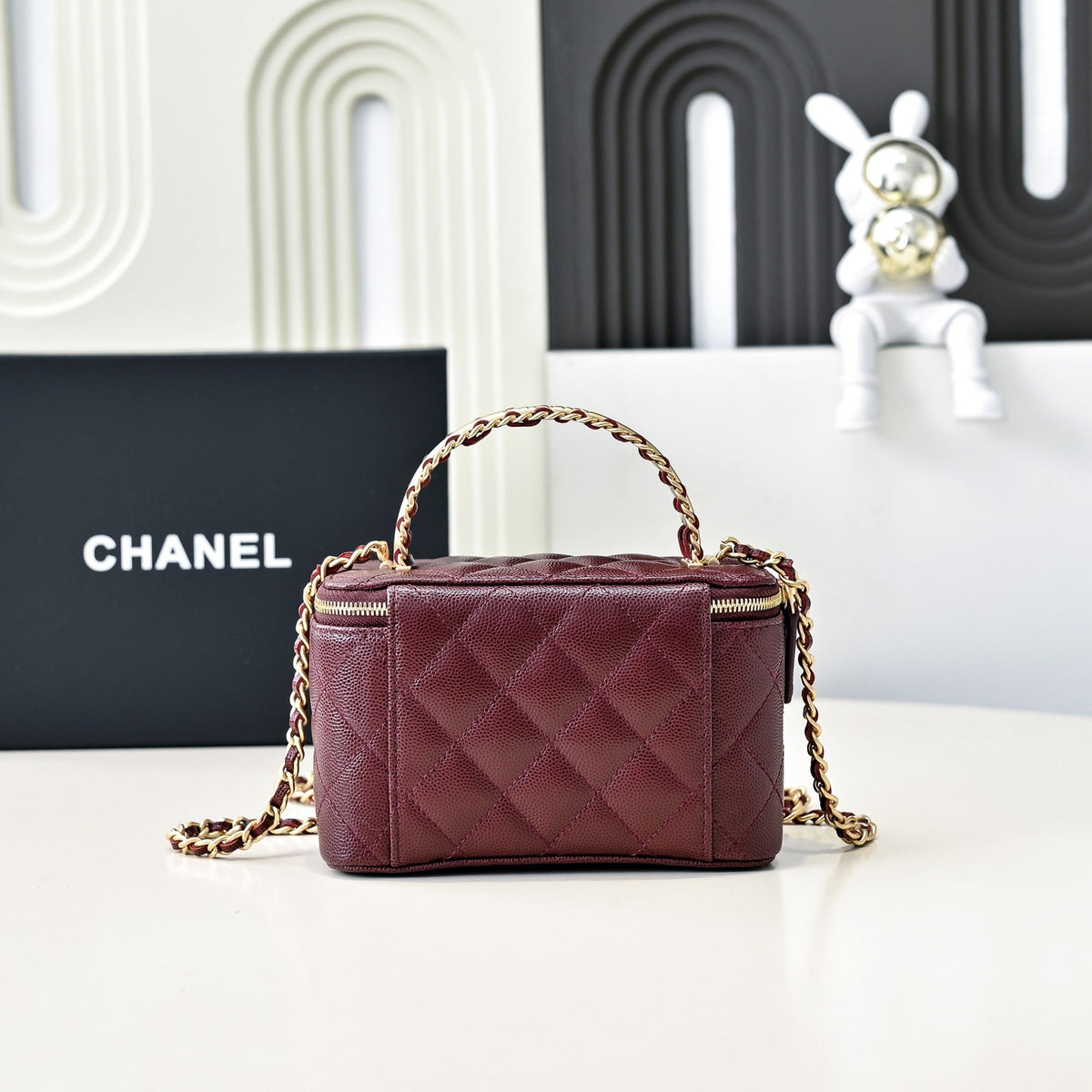 CC 24A Vanity Top Handle 16cm Burgundy Grained Calfskin Gold Hardware