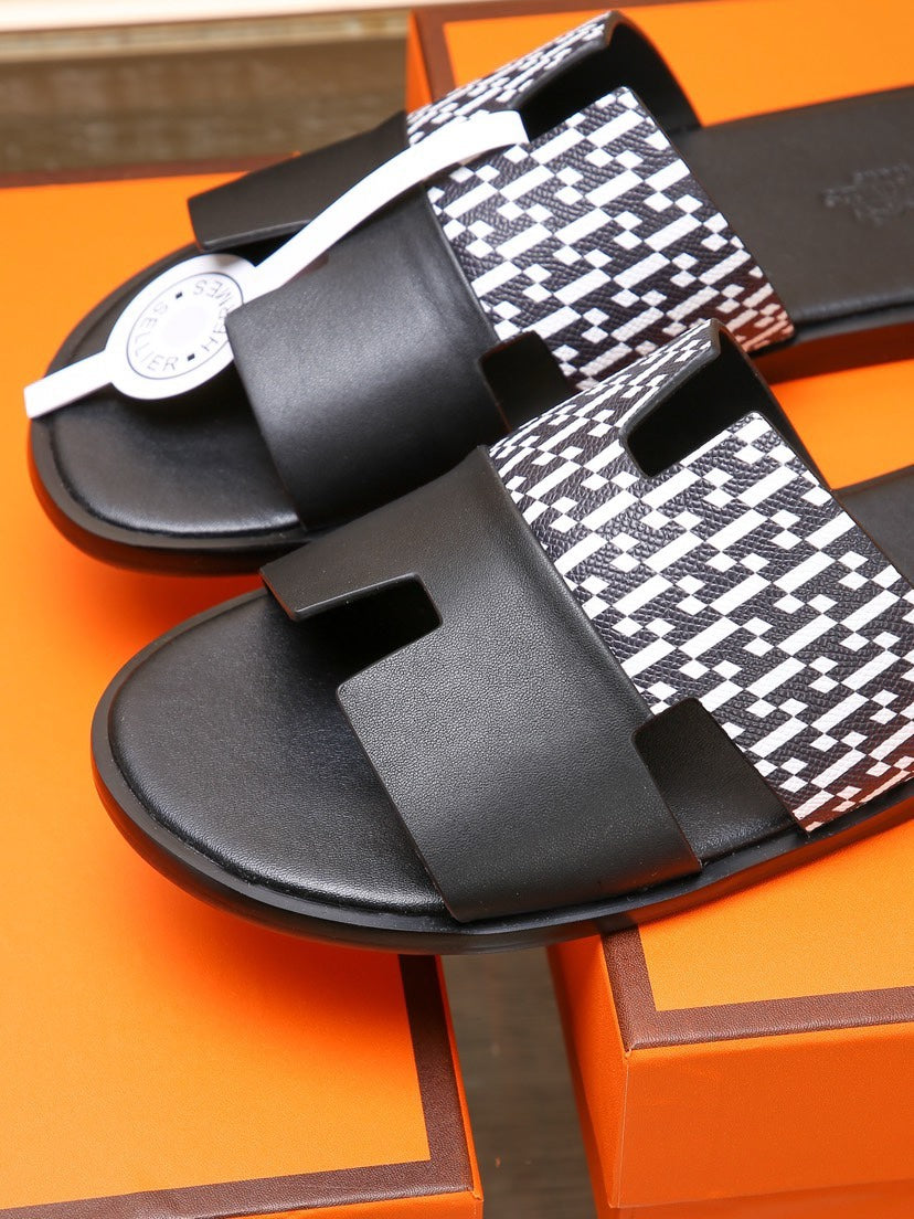 HM IZMIR SANDAL BLACK AND WHITE CALFSKIN