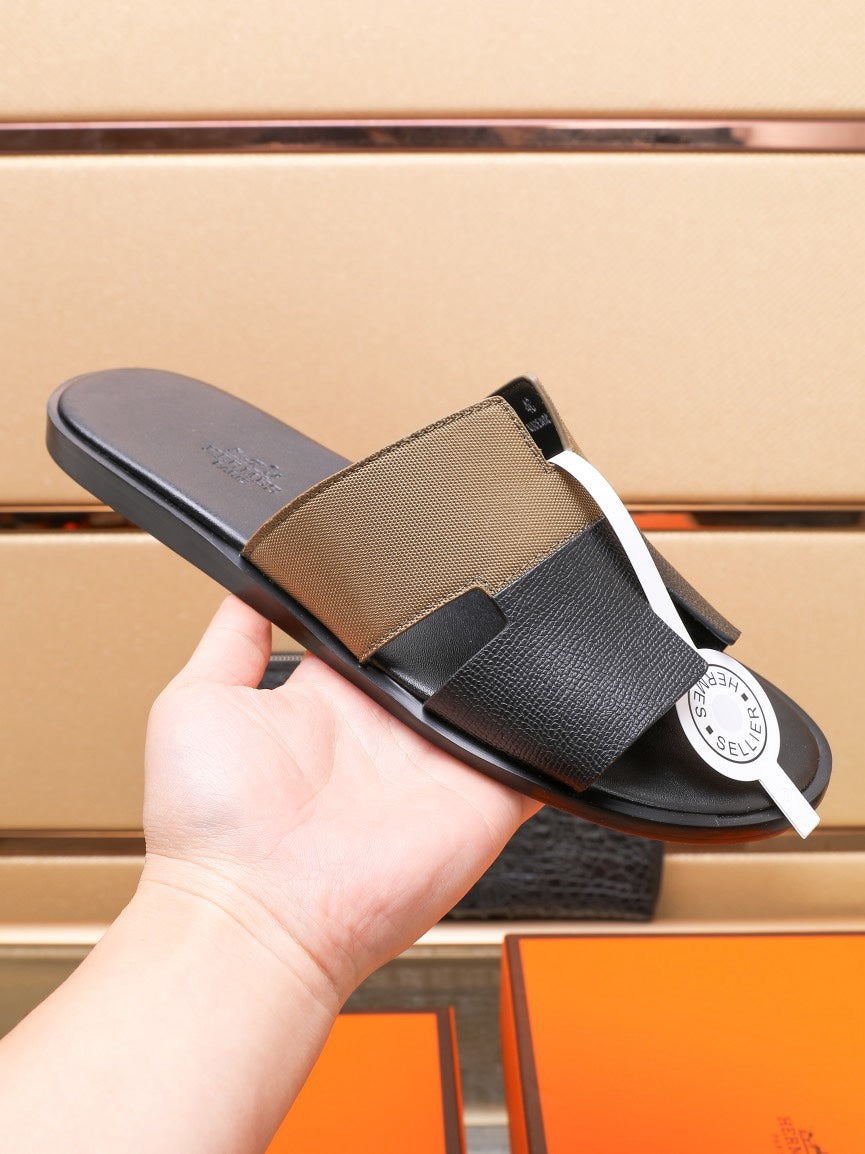 HM IZMIR SANDAL BLACK AND BROWN LAMBSKIN