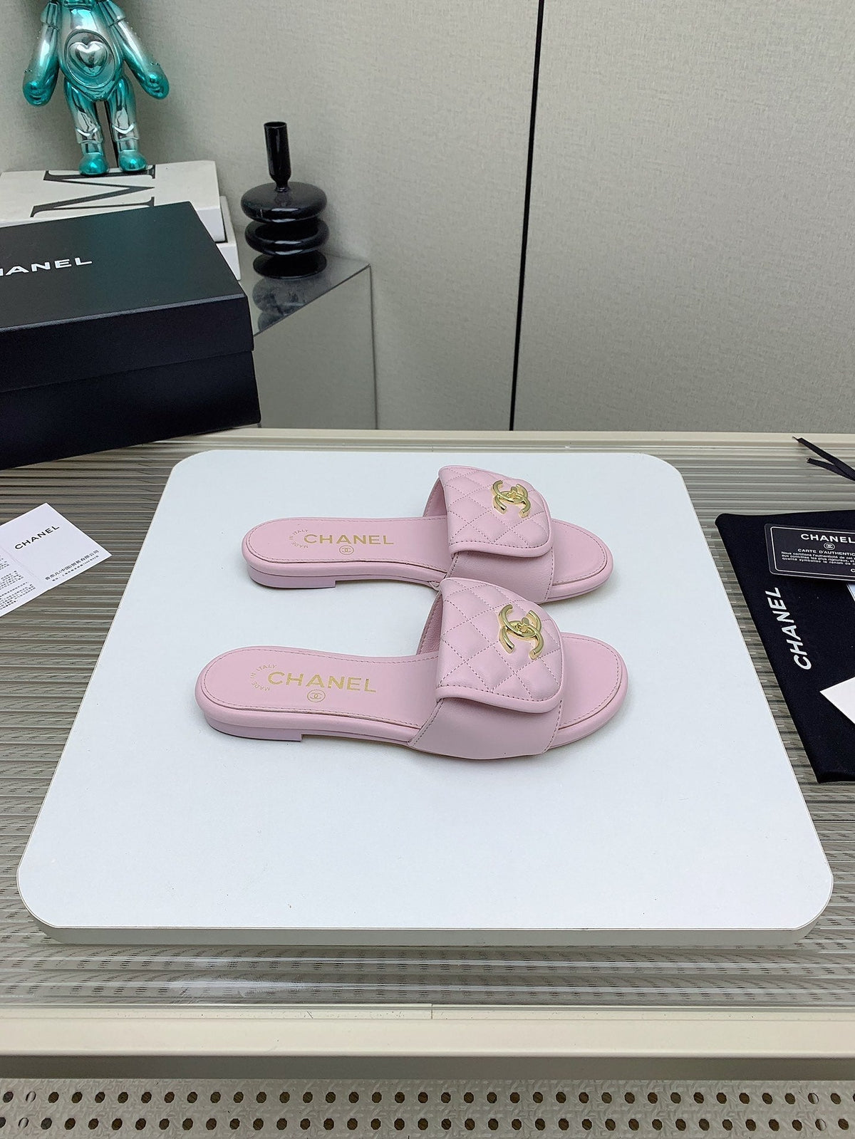 CC Slippers In Light Pink Quilted Lambskin 148965