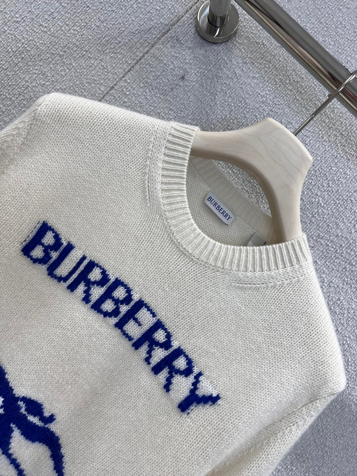 Burberry 25 Sweater White Blue Wool Cashmere