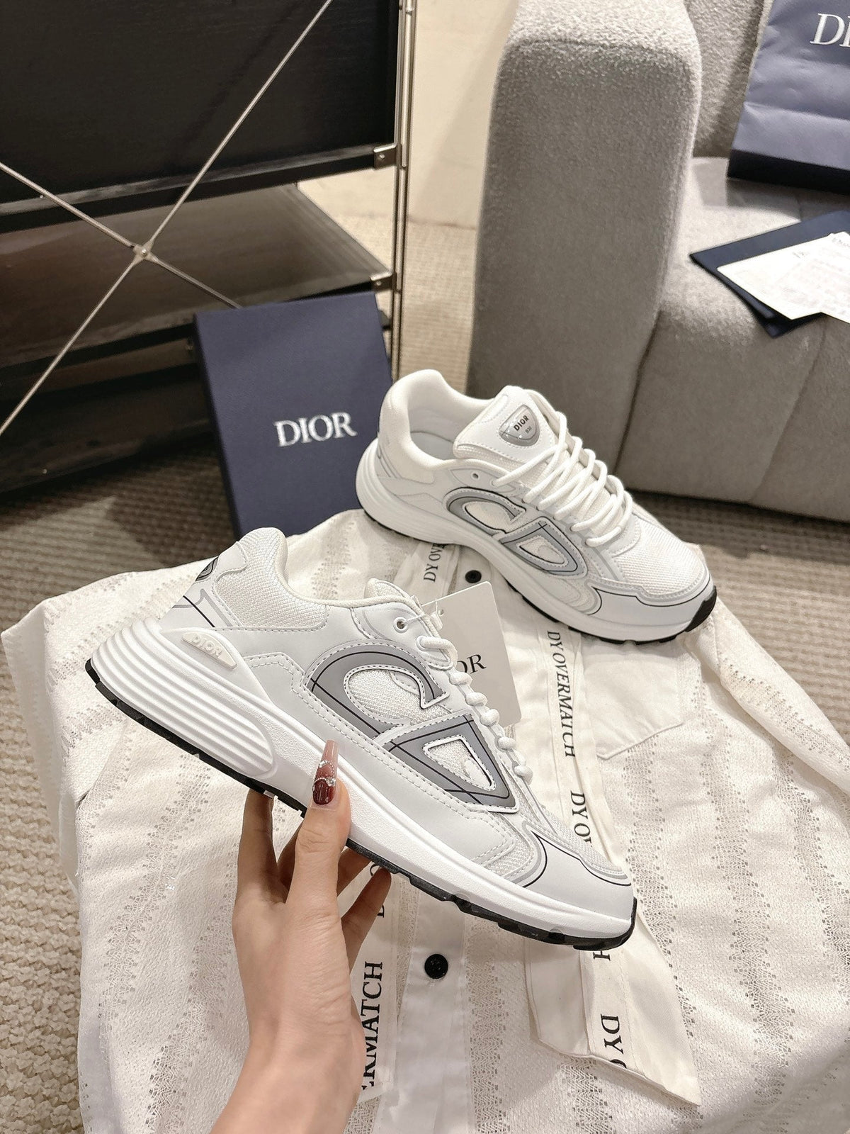 CD B30 Sneakers White Technology Fabric 438329