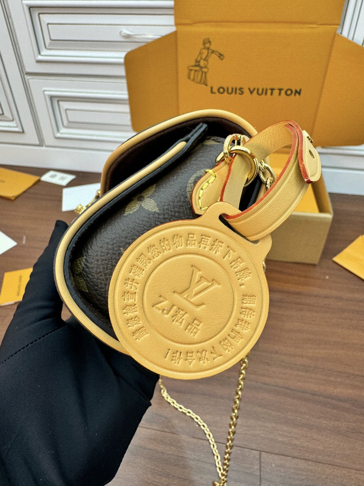 LV Pochette Camille 20cm Brown Monogram Canvas 330396